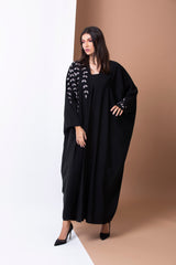 BLACK LEAF EMBROIDERED SOLOAN ABAYA.