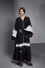 BLACK BELL SLEEVES SALOAN ABAYA.