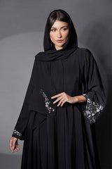 BLACK SLEEVE EMBROIDERED SOLAON ABAYA.