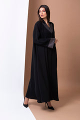 BLACK JACQUARD COLLAR EMBROIDERED ABAYA.