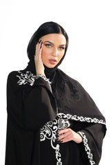 BLACK EMBRODERED OFF WHITE SOALON ABAYA