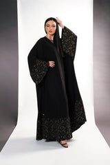 BLACK EMBRODERED OPEN BISHT ABAYA