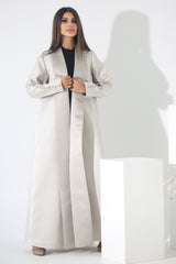 عباية قصة بليز بأزرار لون بيج خام ساتان