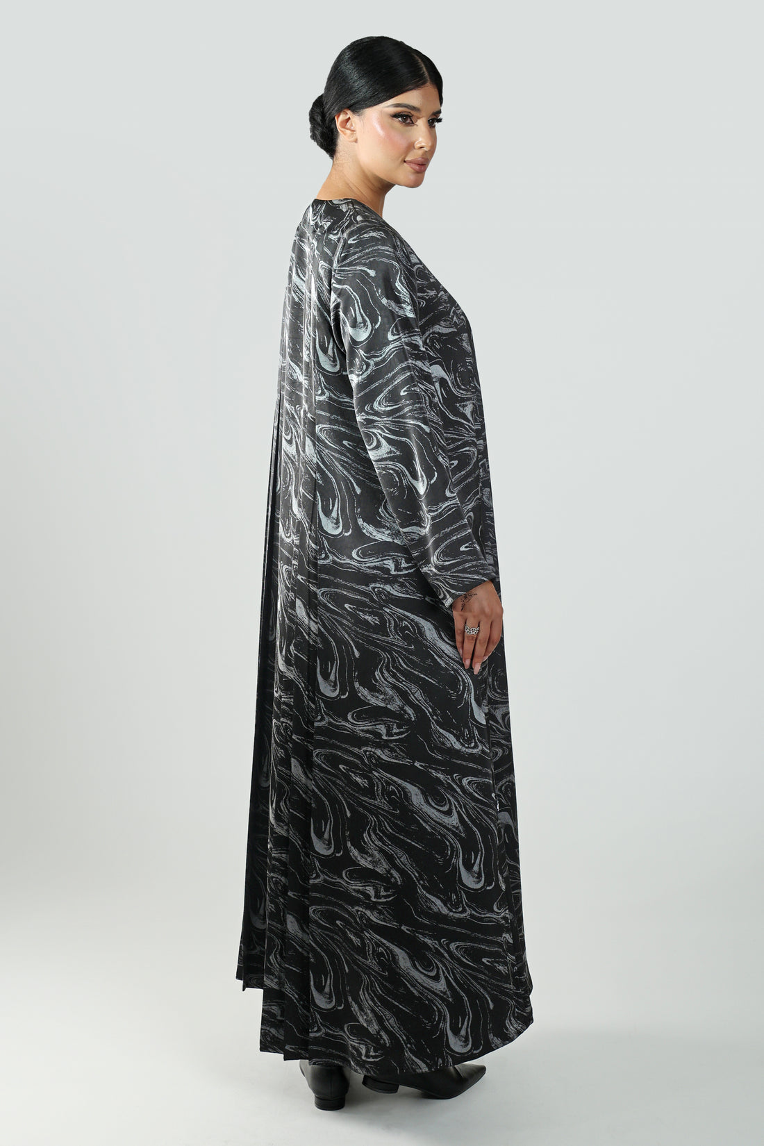 Abaya Black Crepe