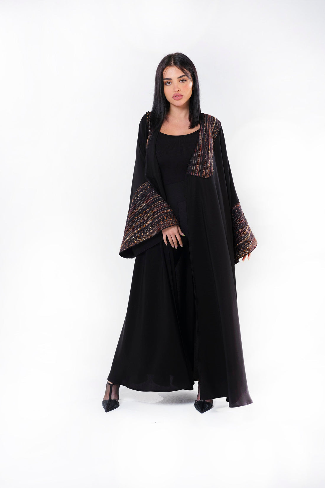 BLACK HAND EMBRODERED BISHT  SOALON ABAYA