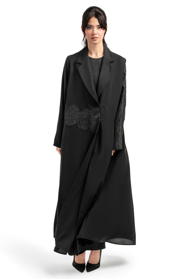 BLACK EMBROIDERED YASMIN CLOSE ABAYA