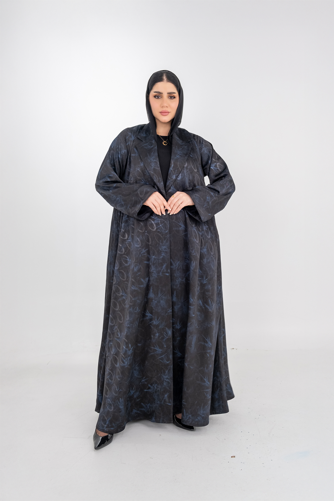 NAVY BLUE SILKY CREPE  BLAZER CLOSE