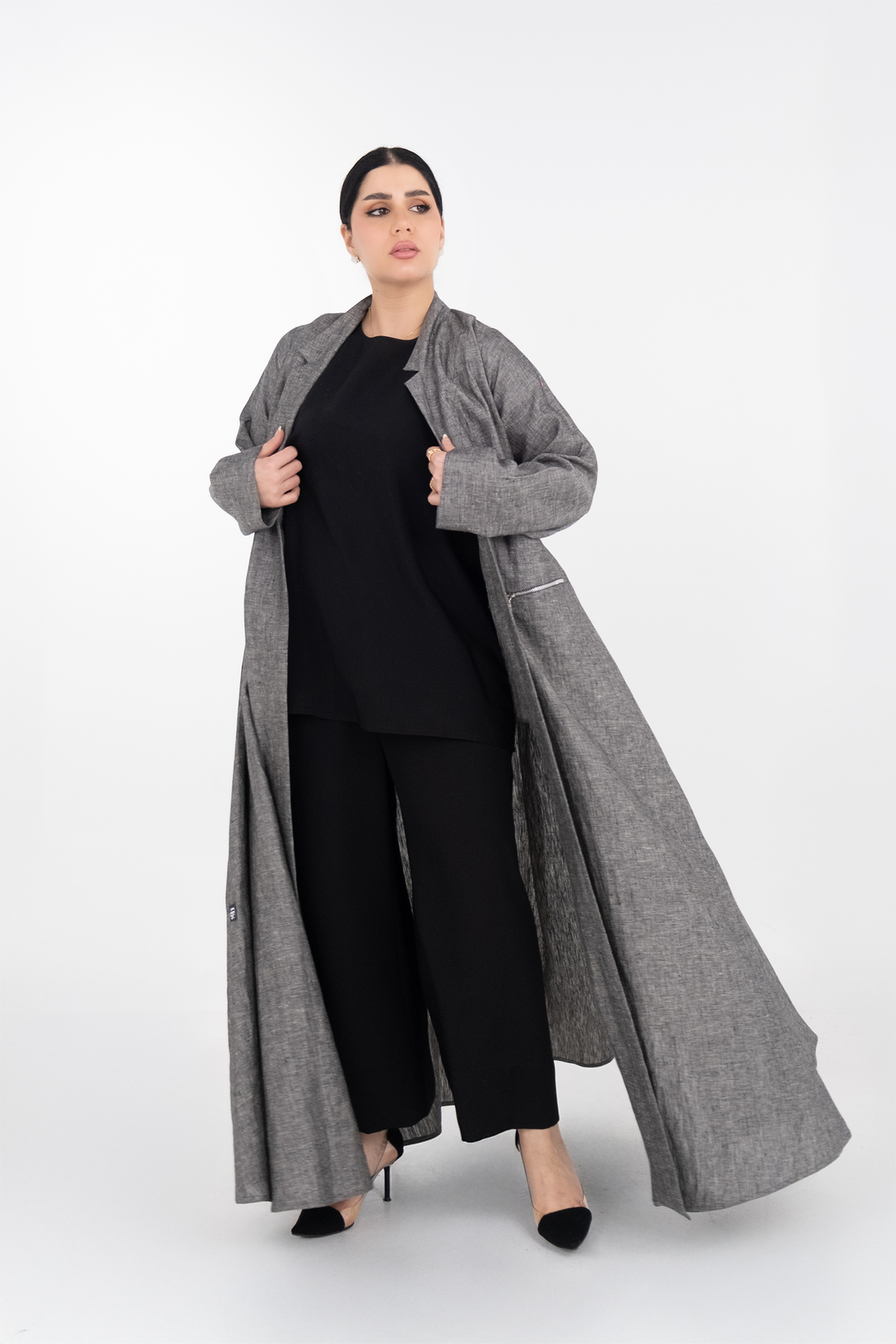 BLACK LINEN TRENDY OPEN ABAYA .